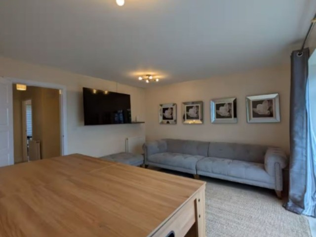 8-10 Sleeper House with Hot Tub image