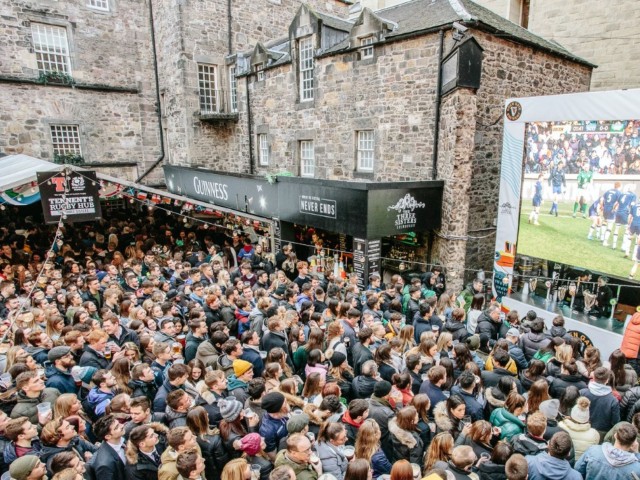 Table & Drinks | The Three Sisters image