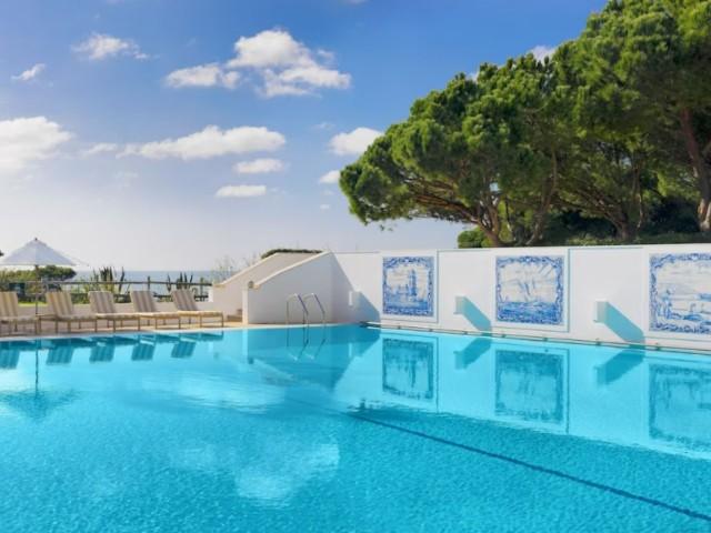 Pine Cliffs Village image