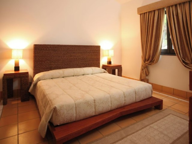 Pine Cliffs Village image