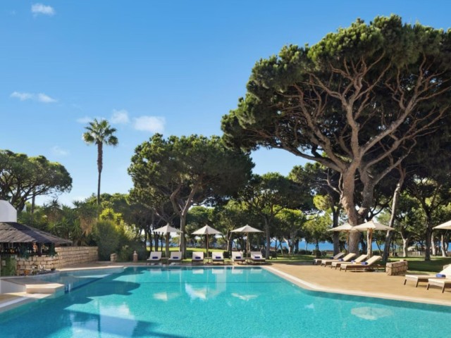 Pine Cliffs Village image