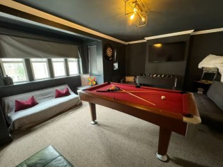 Duplex Apartment With Hot Tub | Sleeps upto 24 thumbnail