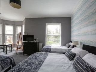 24 Sleeper Victorian House thumbnail