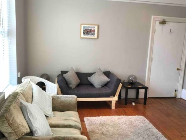 24 Sleeper Victorian House image