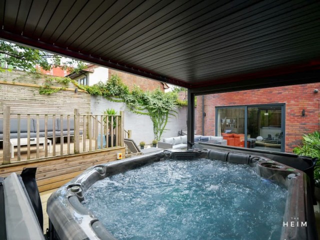 Eden | Sleeps 12 image