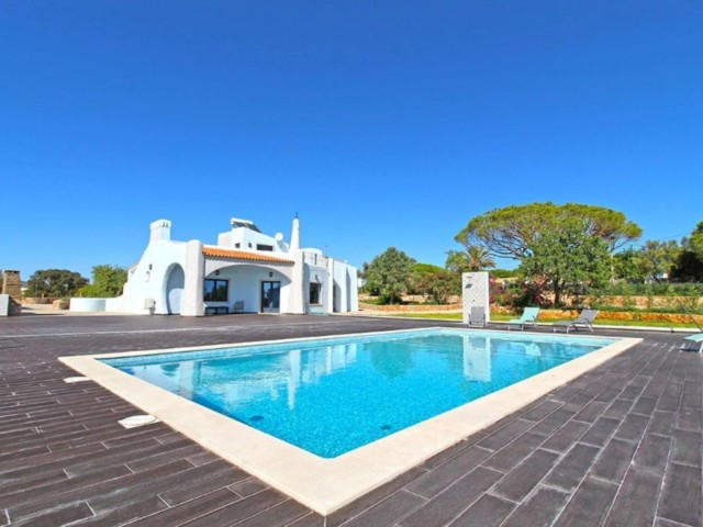 15 Sleeper Villa | Casa Mourisca image