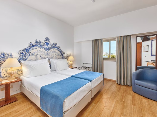 Brisa Sol Apartments image