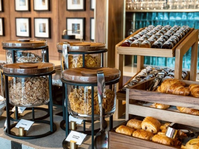 Wilde Aparthotel image