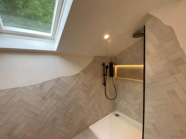 Luxury Hot Tub House | Sleeps 24 image