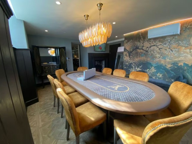 Luxury Hot Tub House | Sleeps 24 image