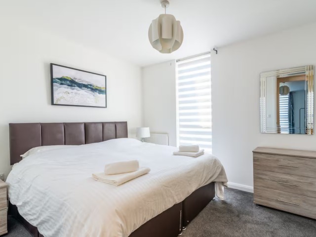 The Commonwealth | 11  Sleeper House image