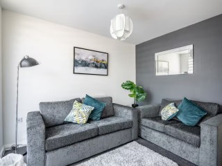 The Commonwealth | 11  Sleeper House thumbnail