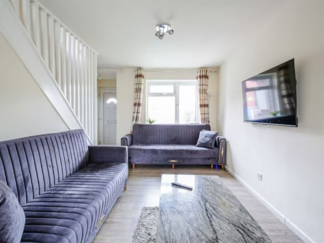 The Eastpark | 13 Sleeper House image