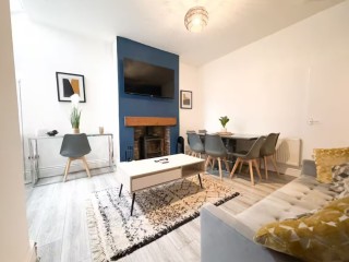 The Liverpool | 14 Sleeper House thumbnail