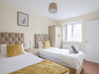 The Ruskin | 13 Sleeper House thumbnail