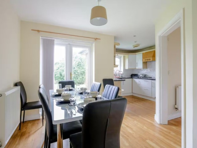 The Ruskin | 13 Sleeper House image