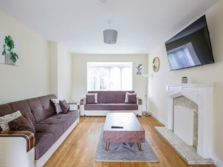 The Ruskin | 13 Sleeper House thumbnail