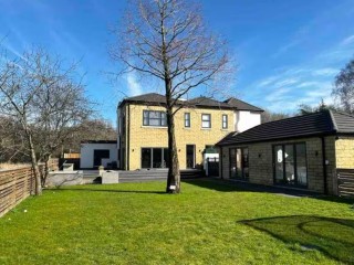 Luxury 10 Sleeper House with Hot Tub thumbnail