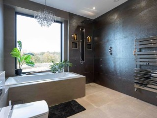 Luxury 10 Sleeper House with Hot Tub thumbnail