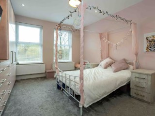 Luxury 10 Sleeper House with Hot Tub thumbnail