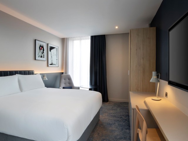 Leonardo Hotel Bristol City image