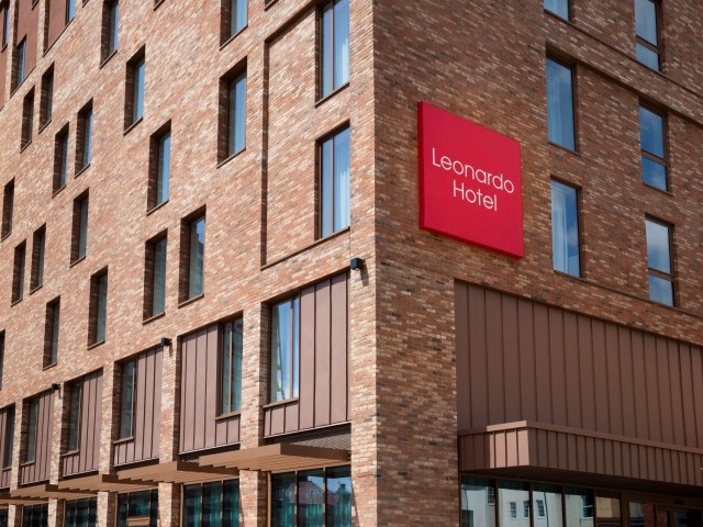 Leonardo Hotel Bristol City image