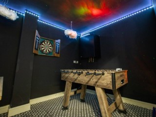 14 Sleeper House with Games Room thumbnail