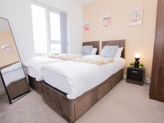 14 Sleeper House with Games Room thumbnail