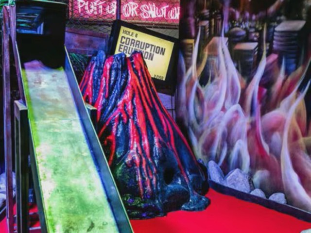 1 x Round | Junkyard Golf image