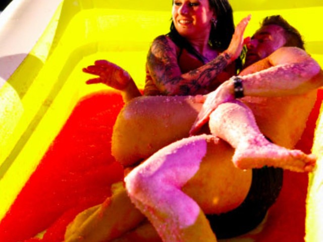 Oil Wrestling image
