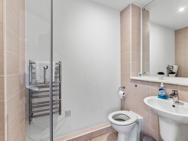 10 Sleeper Penthouse image