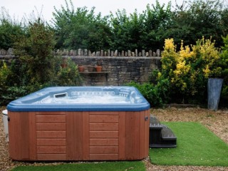 The Barn | Sleeping 24 thumbnail