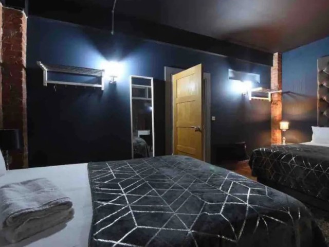 Luxury Townhouse with Hot Tub | Sleeps 23 image