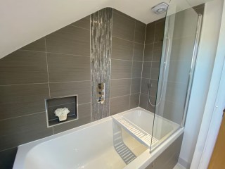 10 Sleeper House with Hot Tub thumbnail