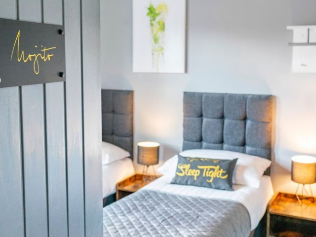 Chester 14 Sleeper Central Townhouse image