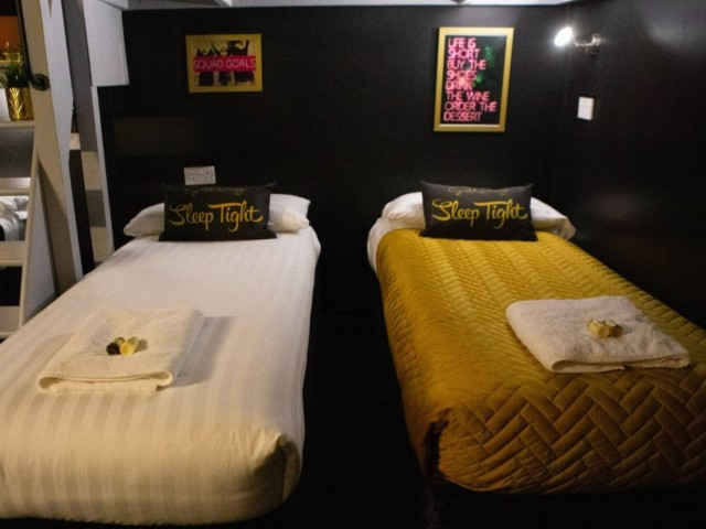 Chester 20+ Sleeper Property image