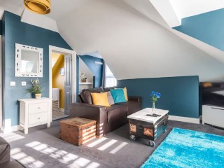 Brighton Seaview Townhouse | Sleeps 15 thumbnail