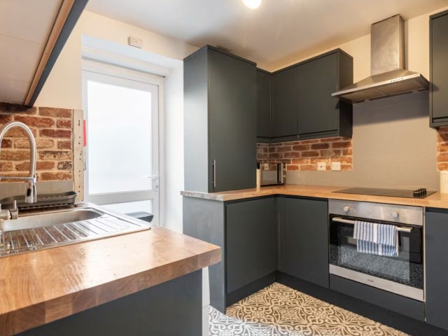 Brighton Seaview Townhouse | Sleeps 15 image