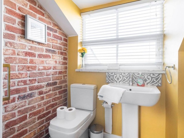 Brighton Seaview Townhouse | Sleeps 15 image