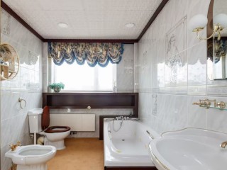 Manchester Large House With Pool | Sleeps 24 thumbnail