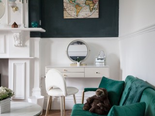 Manchester Large House | Sleeps 17 thumbnail