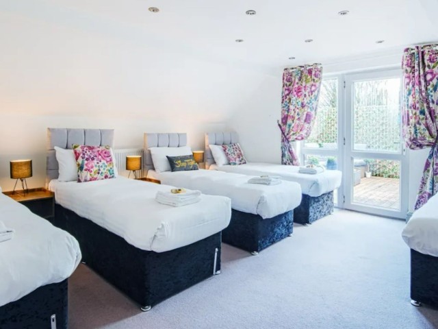 York Central Penthouse | Sleeps 18 image