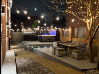 Newcastle House with Hot Tub | Sleeps 20 thumbnail