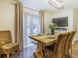 Newcastle House with Hot Tub | Sleeps 20 thumbnail