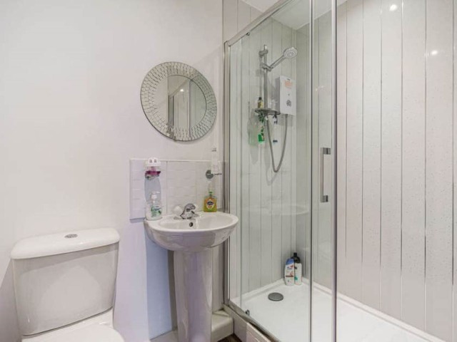 Newcastle House with Hot Tub | Sleeps 20 image