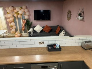 Newcastle city centre Apartment | Sleeps 20 thumbnail