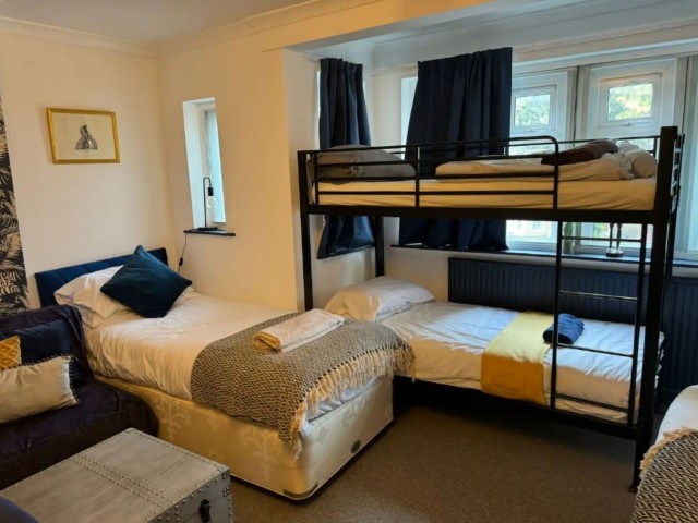 Cardiff Duplex Apartment | Sleeps 22 image