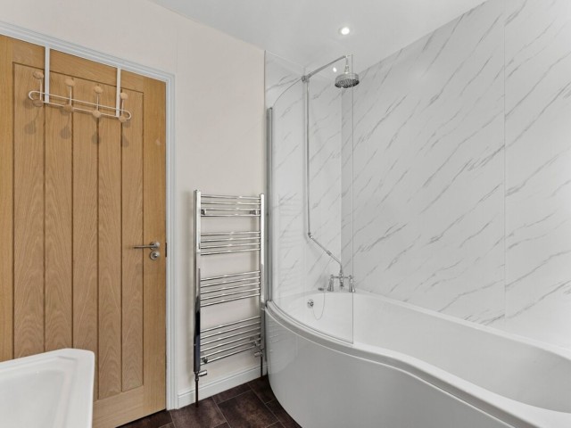 Bath 14 Sleeper Home | Rural Retreat image