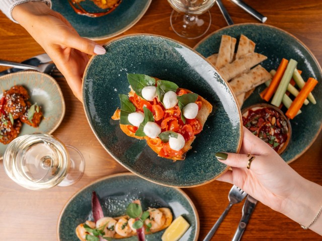 Prosecco and Charcuterie | Banyan image