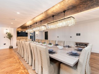 North Wales Luxury Hot Tub House | Sleeps 24 thumbnail